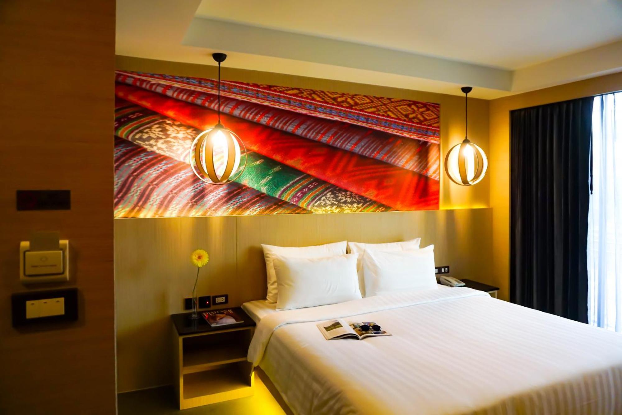 Glow Pattaya Exterior foto